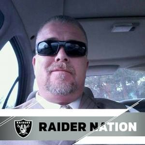 Meet your Posher, Carlos